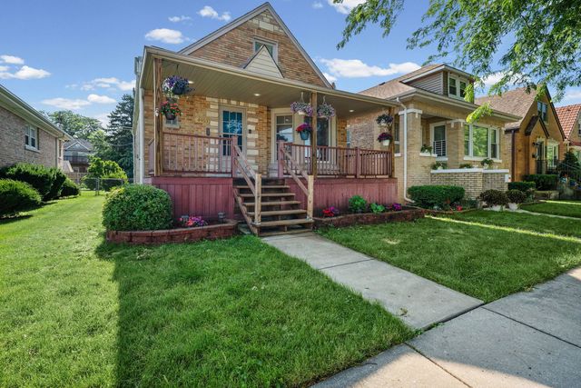 4953 N Meade Avenue, Chicago, IL 60630