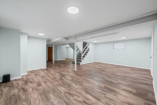 4953 N Meade Avenue, Chicago, IL 60630