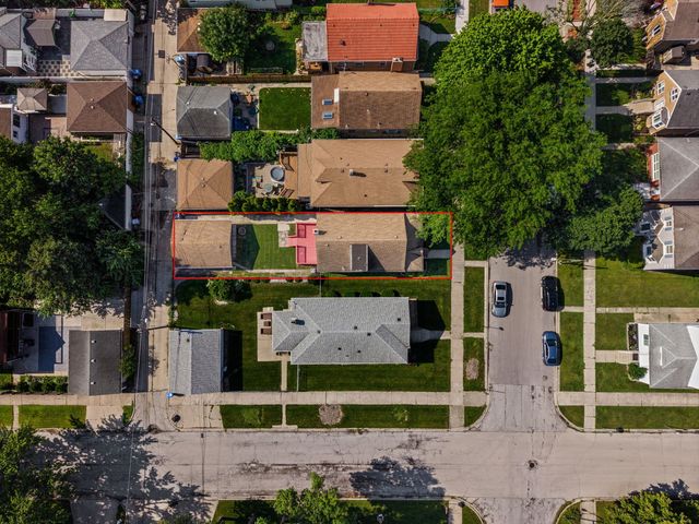 4953 N Meade Avenue, Chicago, IL 60630