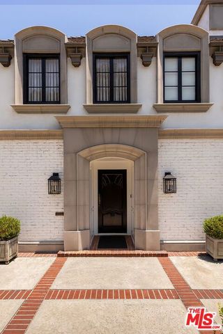 908 N Rexford Drive, Beverly Hills, CA 90210