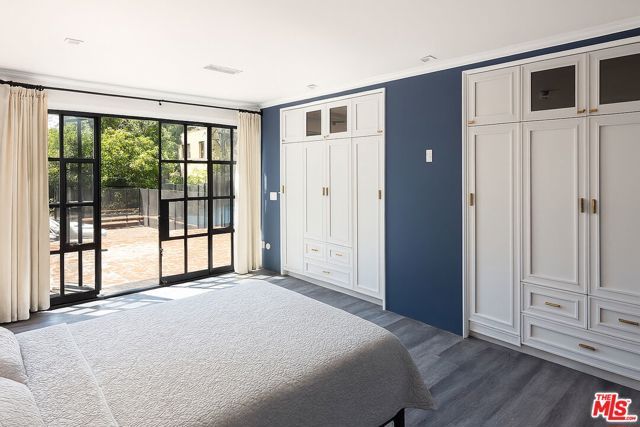 908 N Rexford Drive, Beverly Hills, CA 90210
