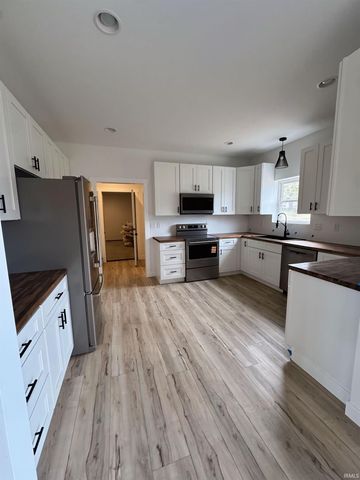 12954 E HIRTH Lane, Springville, IN 47462