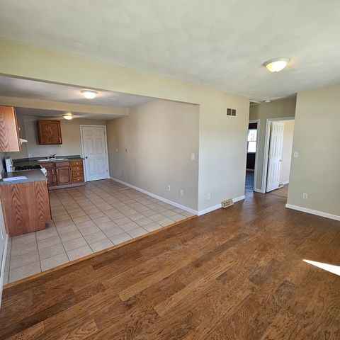 4123 KENNETT Avenue, Rockford, IL 61101