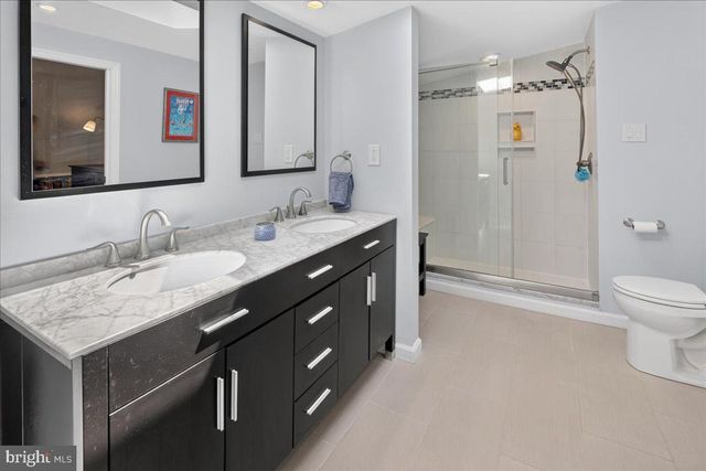8 TURNER CT, Princeton, NJ 08540