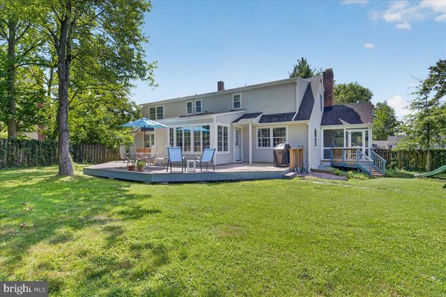 8 TURNER CT, Princeton, NJ 08540