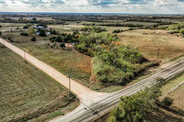 12551 Eben Road, Industry, TX 78944