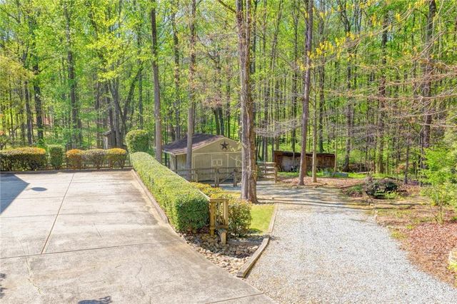 995 Freehome Road, Canton, GA 30115