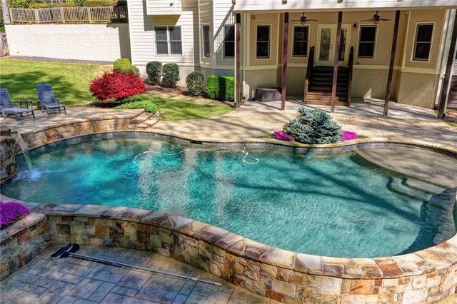 995 Freehome Road, Canton, GA 30115