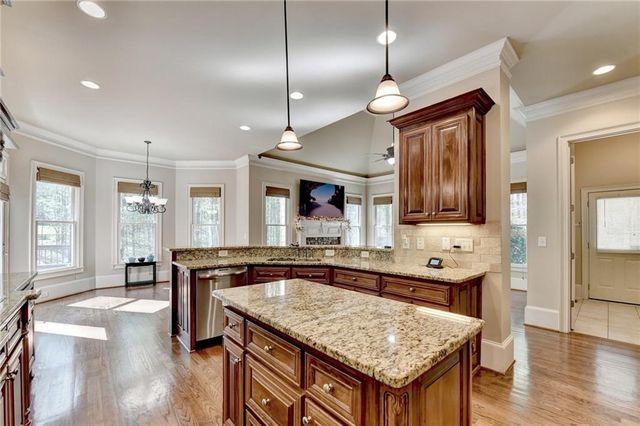 995 Freehome Road, Canton, GA 30115
