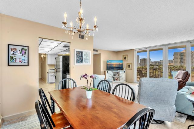 3233 NE 32nd Avenue 703, Fort Lauderdale, FL 33308