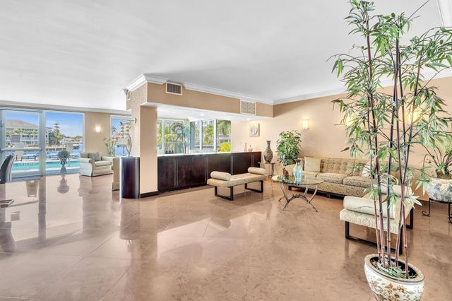 3233 NE 32nd Avenue 703, Fort Lauderdale, FL 33308