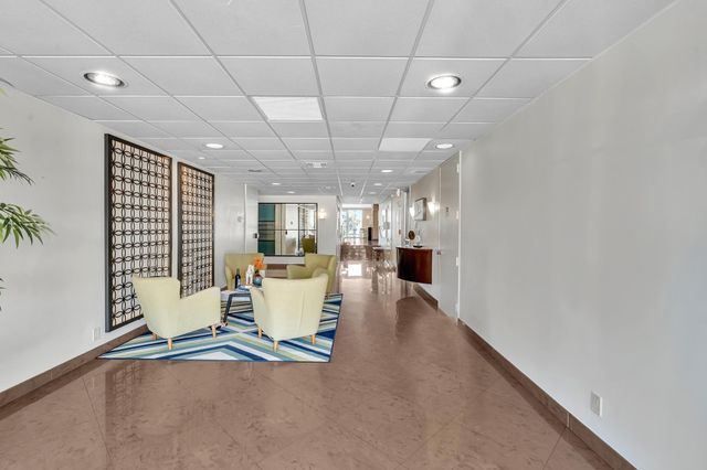 3233 NE 32nd Avenue 703, Fort Lauderdale, FL 33308