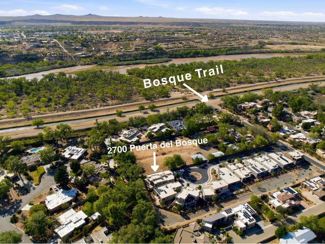 2700 Puerta Del Bosque Lane, Albuquerque, NM 87104