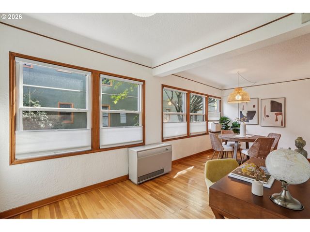 2025 Se CARUTHERS St 17, Portland, OR 97214