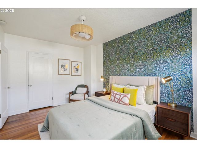 2025 Se CARUTHERS St 17, Portland, OR 97214