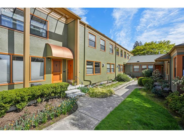 2025 Se CARUTHERS St 17, Portland, OR 97214