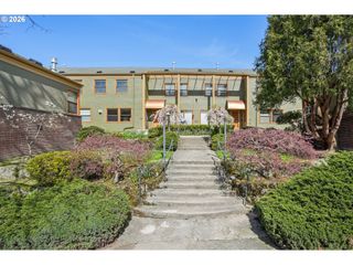 2025 Se CARUTHERS St 17, Portland, OR 97214