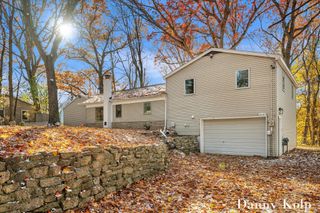 2687 Dunnigan Avenue NE, Grand Rapids, MI 49525