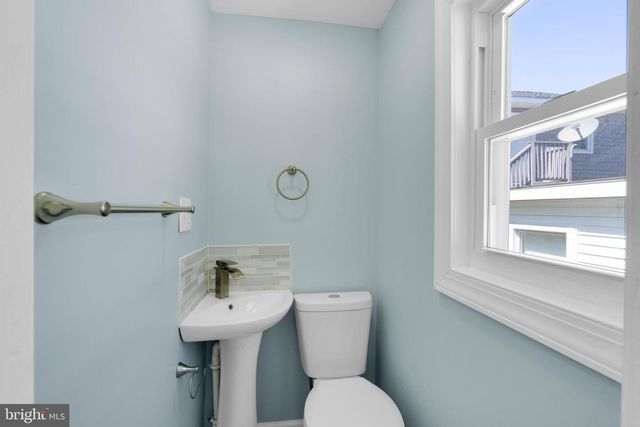 119 N CAMBRIDGE AVE, Ventnor City, NJ 08406