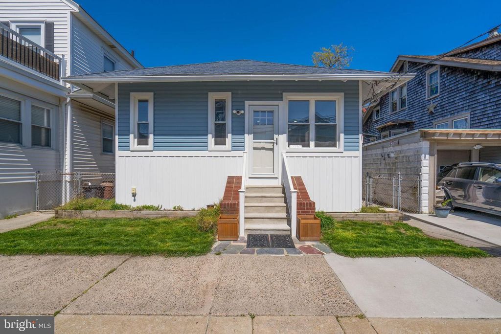 119 N CAMBRIDGE AVE, Ventnor City, NJ 08406