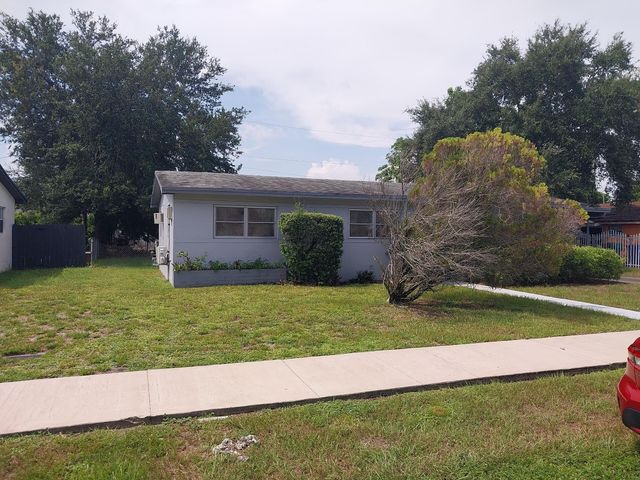 780 NW 179th Street, Miami Gardens, FL 33169