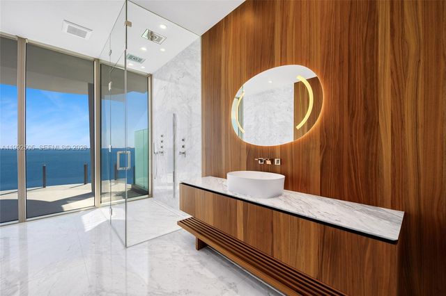 5 Grove Isle Dr. M401, Coconut Grove, FL 33133
