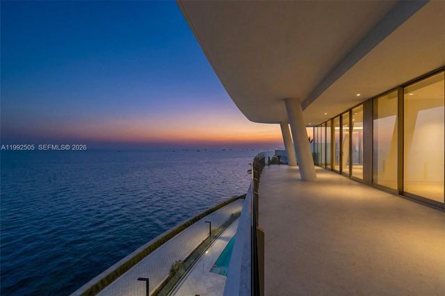 5 Grove Isle Dr. M401, Coconut Grove, FL 33133