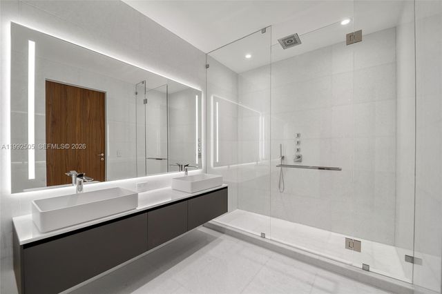 5 Grove Isle Dr. M401, Coconut Grove, FL 33133