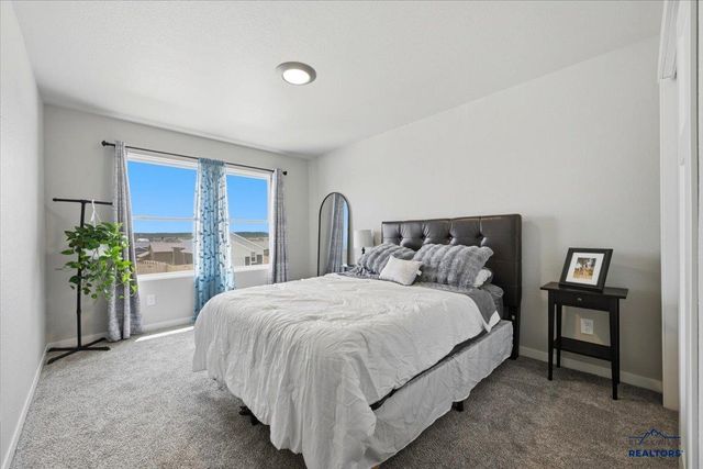 444 HENRY POTTER DR, Box Elder, SD 57719