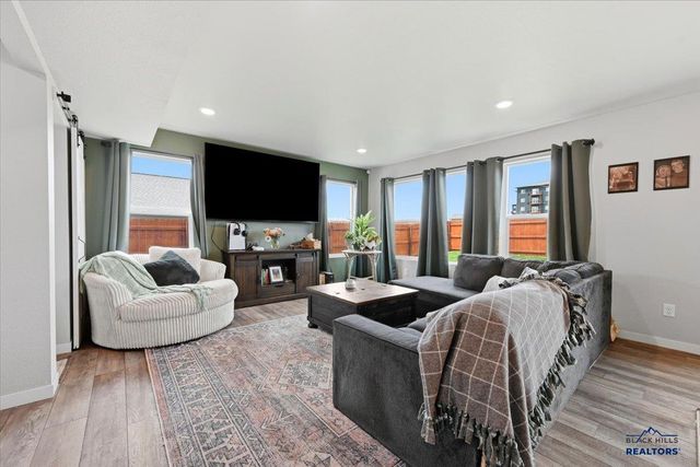 444 HENRY POTTER DR, Box Elder, SD 57719