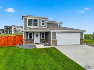 444 HENRY POTTER DR, Box Elder, SD 57719