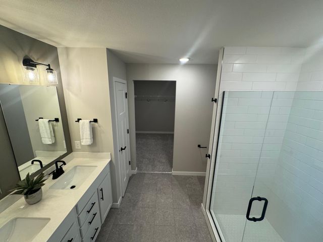 12594 Erskin Street NE, Blaine, MN 55449