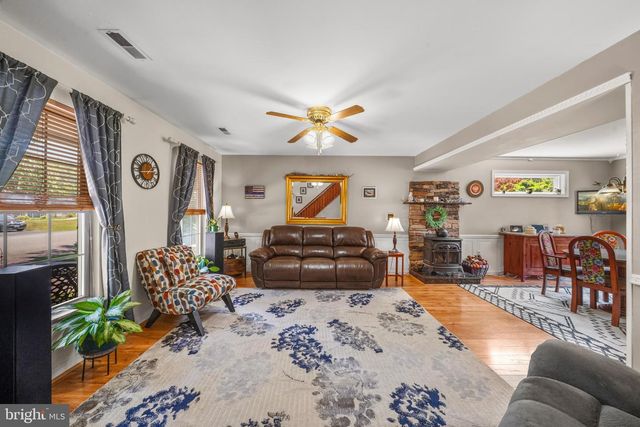 10408 BEAR CREEK DR, Hagerstown, MD 21740
