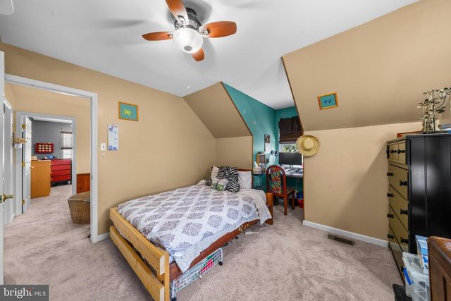 10408 BEAR CREEK DR, Hagerstown, MD 21740