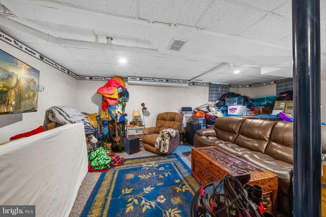 10408 BEAR CREEK DR, Hagerstown, MD 21740