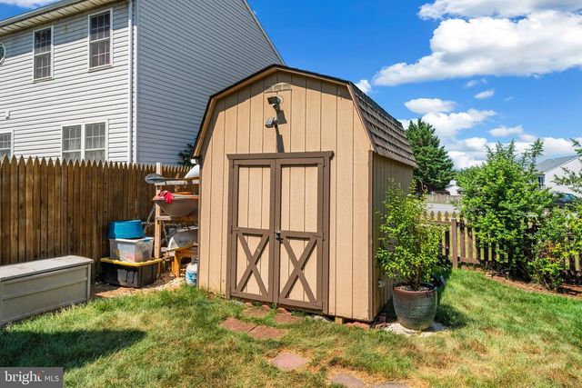 10408 BEAR CREEK DR, Hagerstown, MD 21740