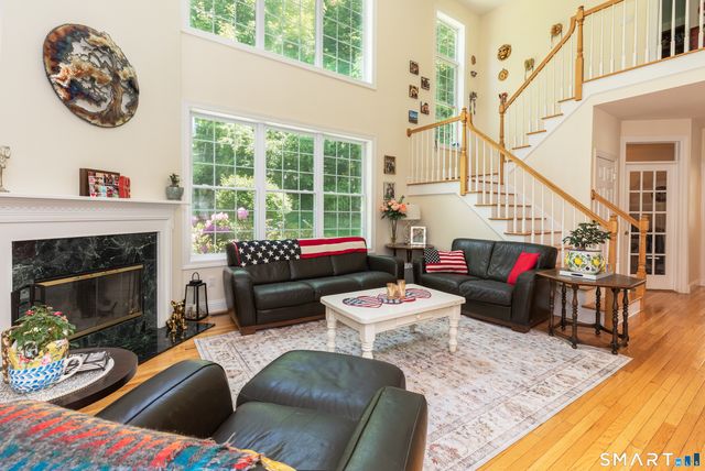 9 Washington Circle 9, Southbury, CT 06488