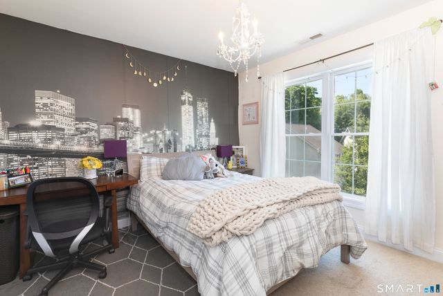9 Washington Circle 9, Southbury, CT 06488