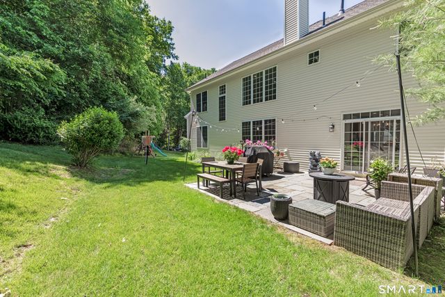 9 Washington Circle 9, Southbury, CT 06488
