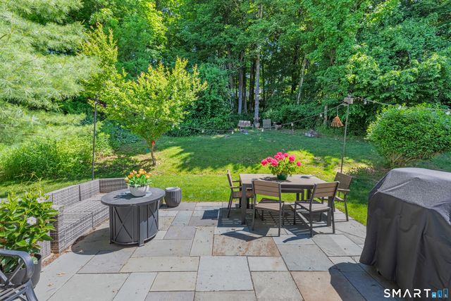 9 Washington Circle 9, Southbury, CT 06488