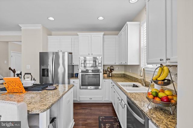 20317 VERMEER ST, Ashburn, VA 20147