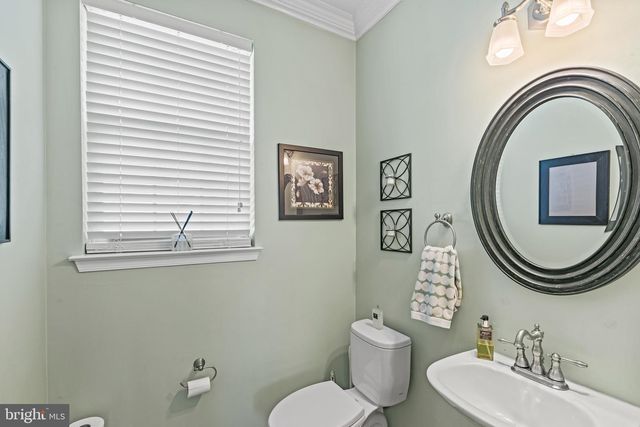 20317 VERMEER ST, Ashburn, VA 20147