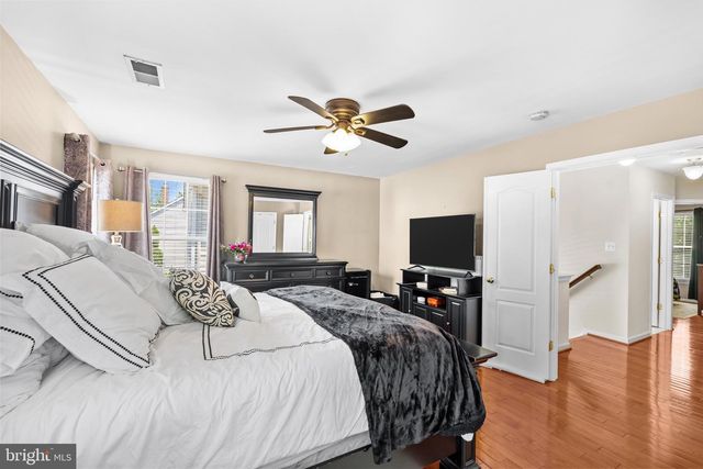 20317 VERMEER ST, Ashburn, VA 20147
