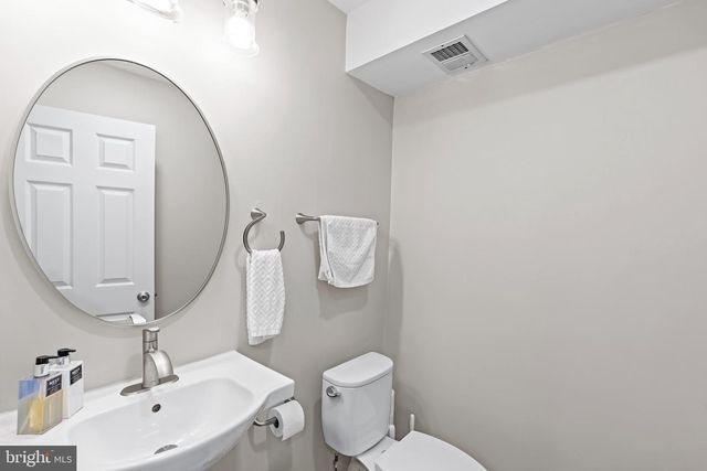 20317 VERMEER ST, Ashburn, VA 20147