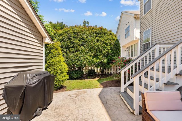 20317 VERMEER ST, Ashburn, VA 20147