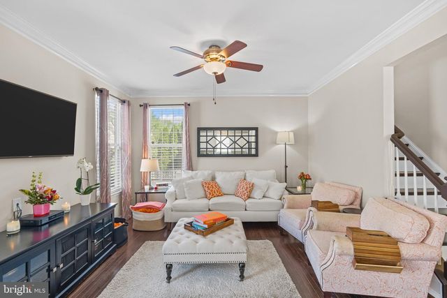 20317 VERMEER ST, Ashburn, VA 20147