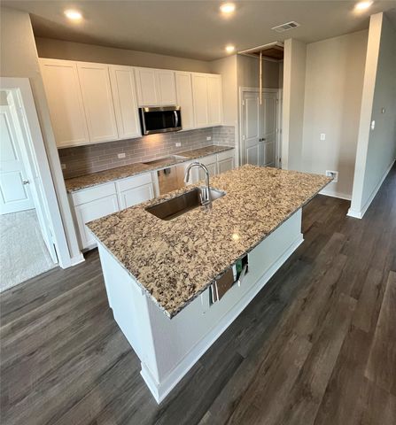 240 Little Green TRL, Jarrell, TX 76537