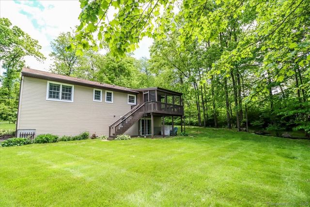 31 Buckingham Road, New Milford, CT 06776