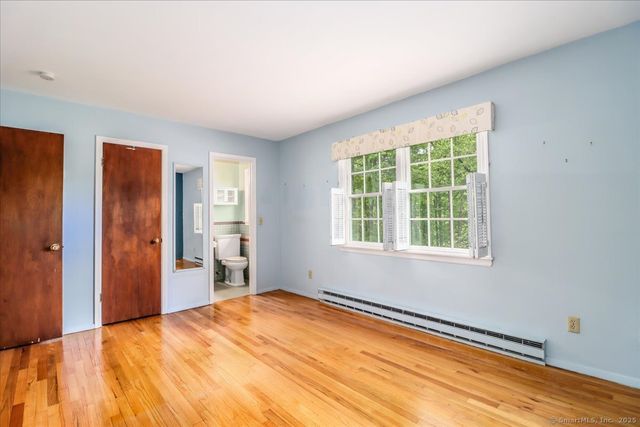 31 Buckingham Road, New Milford, CT 06776