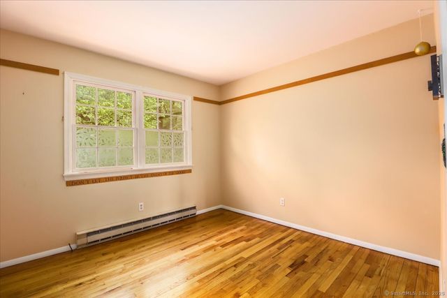31 Buckingham Road, New Milford, CT 06776